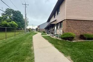 6324 S 20th St, Milwaukee, WI 53221 - Photo 4
