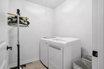 2938  Yahara Dr, Summit, WI 53066 - Photo 30