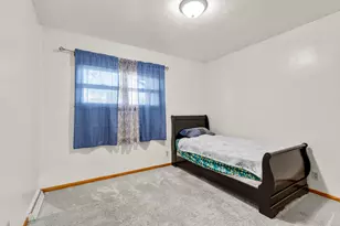 2781 S 76th St, West Allis, WI 53219 - Photo 12