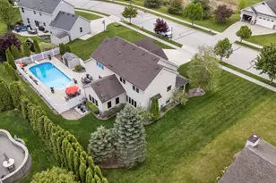 348 S Maple Ln, Saukville, WI 53080 - Photo 10