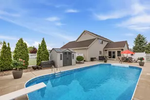 348 S Maple Ln, Saukville, WI 53080 - Photo 8