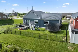 1821 Farm View Dr, Port Washington, WI 53024 - Photo 34