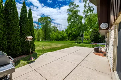 15035  Pomona Rd, Brookfield, WI 53005 - Photo 42
