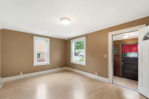 2068 S 68th St, West Allis, WI 53219 - Photo 4