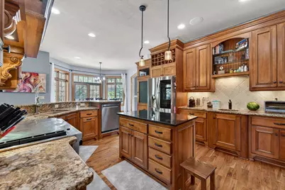 N52W21378  Golfview Dr, Menomonee Falls, WI 53051 - Photo 6