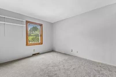 2640  Moraine Ct, Racine, WI 53402 - Photo 32