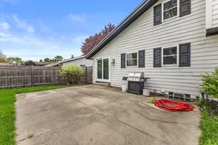 2640 Moraine Ct, Racine, WI 53402 - Photo 8