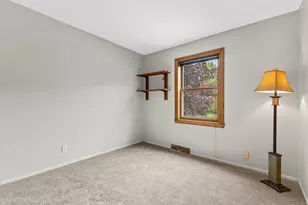 2640 Moraine Ct, Racine, WI 53402 - Photo 34