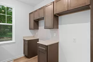 1591 Meadowview Ct, Whitewater, WI 53190 - Photo 6