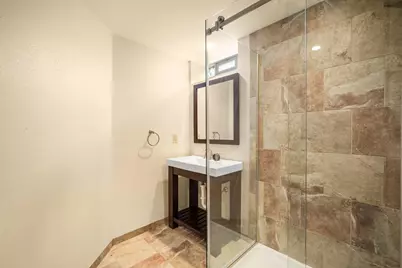 15025 W Vera Cruz Dr, New Berlin, WI 53151 - Photo 28