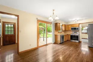 15025 W Vera Cruz Dr, New Berlin, WI 53151 - Photo 8