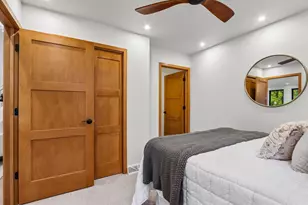 637 1st St, Delafield, WI 53018 - Photo 22