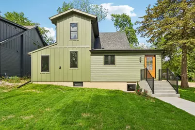 637  1st St, Delafield, WI 53018 - Photo 36
