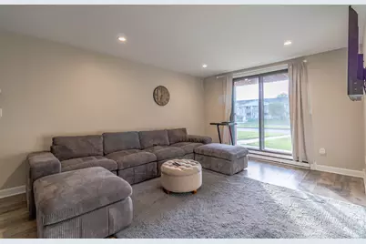 10345 W Whitnall Edge Dr #101, Franklin, WI 53132 - Photo 2