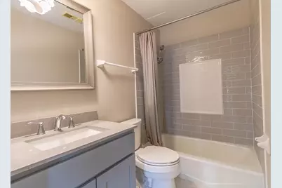 10345 W Whitnall Edge Dr #101, Franklin, WI 53132 - Photo 6