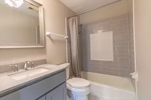 10345 W Whitnall Edge Dr, Franklin, WI 53132 - Photo 6