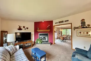 N3357 Ivy Rd, Geneva, WI 53147 - Photo 4