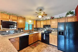 N3357 Ivy Rd, Geneva, WI 53147 - Photo 8