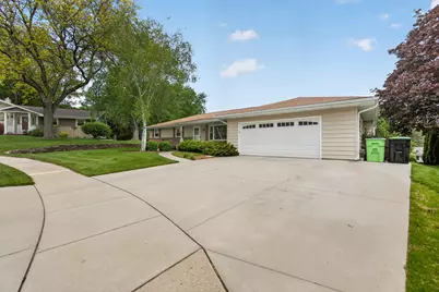 350  Clinton St, Kewaskum, WI 53040 - Photo 40