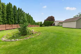 350 Clinton St, Kewaskum, WI 53040 - Photo 36