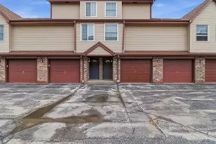 2077 S 102nd St, West Allis, WI 53227 - Photo 22