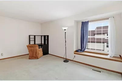 2077 S 102nd St #D, West Allis, WI 53227 - Photo 16