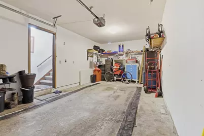 2077 S 102nd St #D, West Allis, WI 53227 - Photo 20