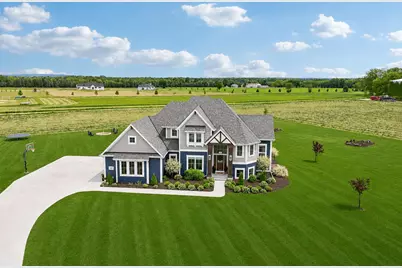 560  Cedar Ln, Summit, WI 53066 - Photo 4