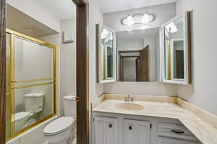 4215 N 100th St, Milwaukee, WI 53222 - Photo 18