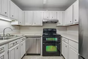 4215 N 100th St, Milwaukee, WI 53222 - Photo 2