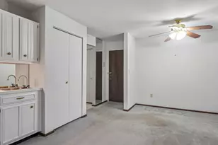 4215 N 100th St, Milwaukee, WI 53222 - Photo 8