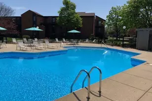 6100 W Stone Hedge Dr, Greenfield, WI 53220 - Photo 28