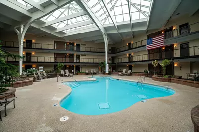 6100 W Stonehedge Dr #120, Greenfield, WI 53220 - Photo 20