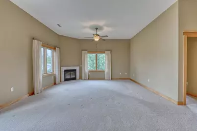 N51W34861  Wisconsin Ave #2110, Oconomowoc, WI 53069 - Photo 10