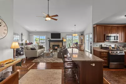 1089  Lakeland Way #9-19, Geneva, WI 53147 - Photo 4