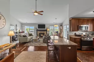 1089 Lakeland Way, Geneva, WI 53147 - Photo 4