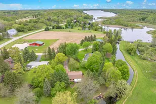 W438 Clement Cir, Osceola, WI 53010 - Photo 4