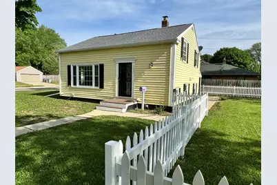 7232 W Fairmount Ave, Milwaukee, WI 53218 - Photo 14