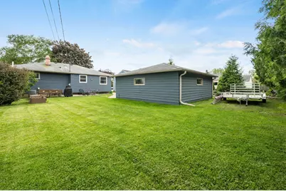 5427 S 112th St St, Hales Corners, WI 53130 - Photo 16