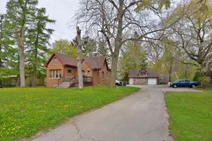 5118 Graceland Blvd, Racine, WI 53406 - Photo 1