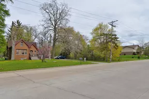 5118 Graceland Blvd, Racine, WI 53406 - Photo 12