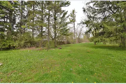 5118  Graceland Blvd, Racine, WI 53406 - Photo 8