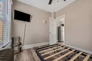 2867 N Fratney St, Milwaukee, WI 53212 - Photo 6