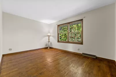 10312 N Versailles Ct, Mequon, WI 53092 - Photo 30