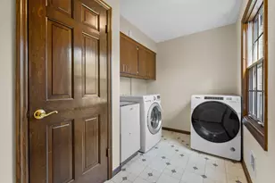 10312 N Versailles Ct, Mequon, WI 53092 - Photo 22