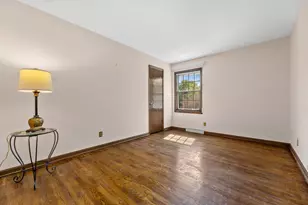 10312 N Versailles Ct, Mequon, WI 53092 - Photo 28