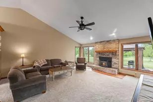 S93W34945 Jericho Dr, Eagle, WI 53119 - Photo 6