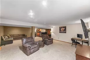 S93W34945 Jericho Dr, Eagle, WI 53119 - Photo 22