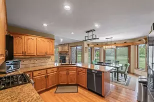 S93W34945 Jericho Dr, Eagle, WI 53119 - Photo 8