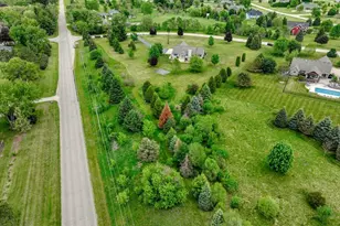 S93W34945 Jericho Dr, Eagle, WI 53119 - Photo 36